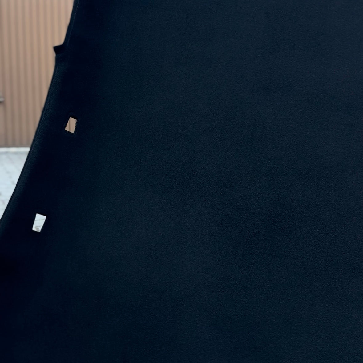 Dachhimmel-Lackierung von Himmelwerk: gleichmäßiges, langlebiges Finish – farbtreu abgestimmt auf den Innenraum. Optional Einbau in NRW. Jetzt anfragen.